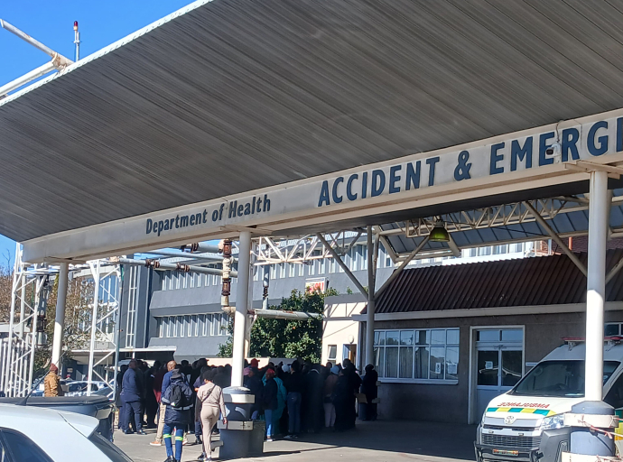 Pelonomi hospital staff down tools