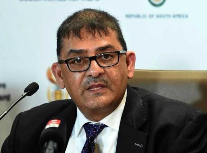 'Corruption can never be top secret' says Malema in bid to get suspended inspector-general of intelligence to Parliament