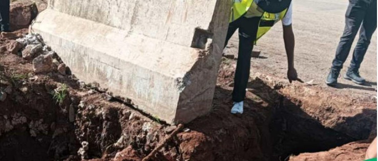 Construction workers are on-site. Images:@CityOfEkurhuleni Source: Facebook